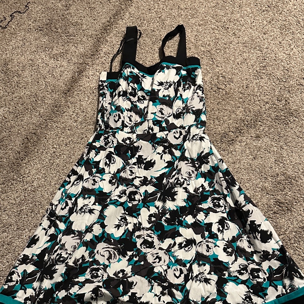 Elegant Floral Dress in Black, White, and Teal